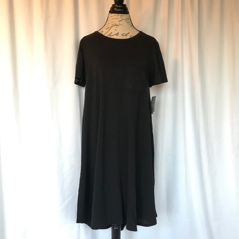 Lularoe Carly Dress in Black NWT